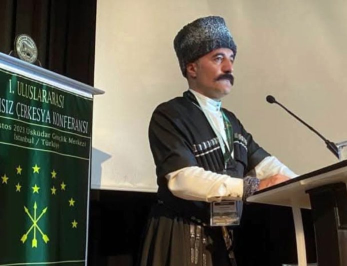 Başkan Balkar Selçuk Bağlar'ın yeni kitabı ÇERKES-NÂME yayımlandı